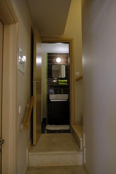 Apartment With Garden In Thessaloniki. Luaran gambar