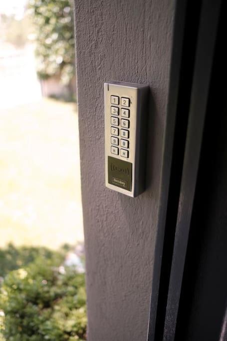 Apartment With Garden In Thessaloniki. Luaran gambar